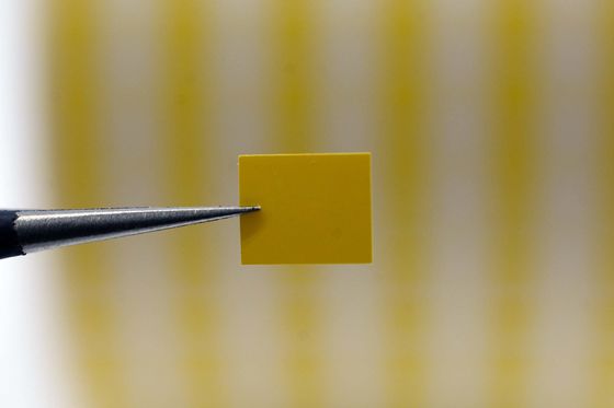 6mmx5mm Low Temperature Labels 1mil Yellow Matte High Temperature Resistant Polyimide Label